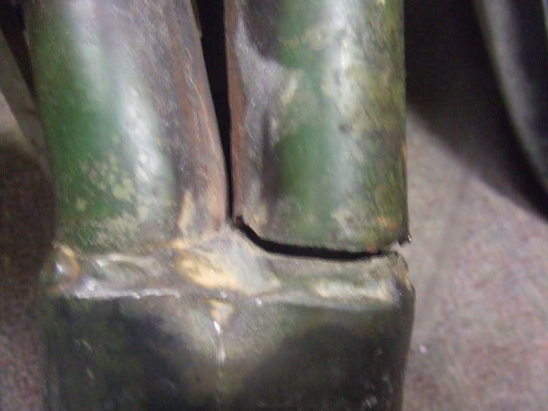 MAJORLY Cracked Header!!! (pics)